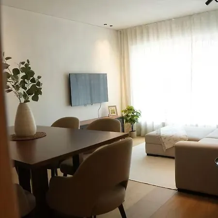Appartement Modern In Almada By Cozzy Homes Oporto