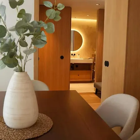 Modern In Almada By Cozzy Homes Appartement Oporto