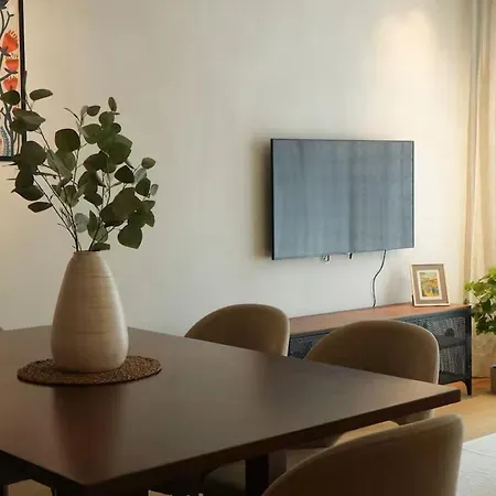 Modern In Almada By Cozzy Homes Appartement